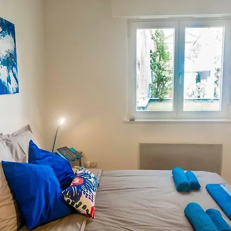Travel Homes - The Bluefel, 2m Walk Little Venice 科尔马